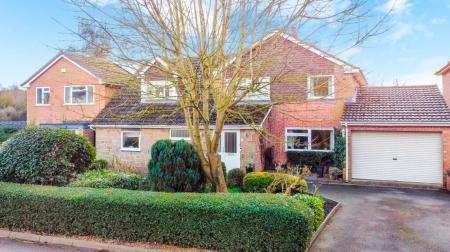 4 bedroom Detached house for sale in Main Street, Osgathorpe, LE12