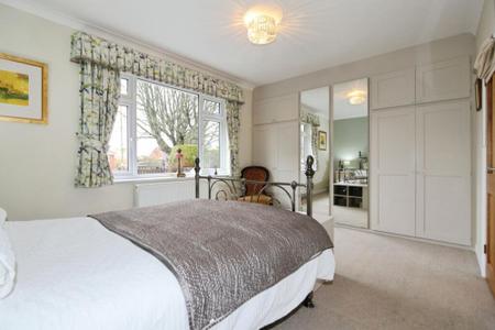 2 bedroom Detached bungalow for sale in Burton Road, Ashby-De-La-Zouch, LE65