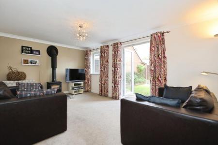 4 bedroom Detached house for sale in Drew Court, Ashby-De-La-Zouch, LE65