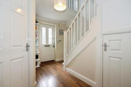 4 bedroom Detached house for sale in Drew Court, Ashby-De-La-Zouch, LE65