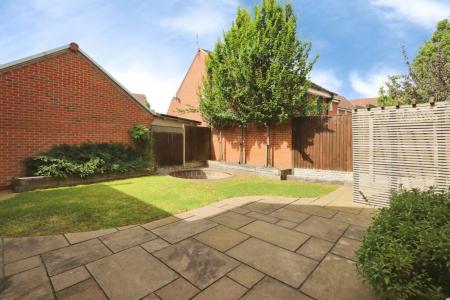4 bedroom Detached house for sale in Drew Court, Ashby-De-La-Zouch, LE65