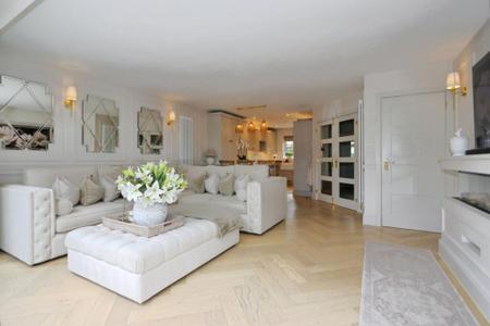 4 bedroom Detached house for sale in Tamworth Road, Ashby-De-La-Zouch, LE65