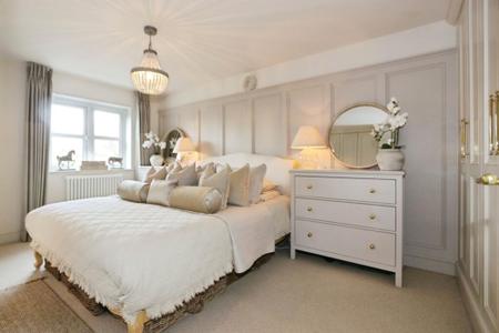 4 bedroom Detached house for sale in Tamworth Road, Ashby-De-La-Zouch, LE65