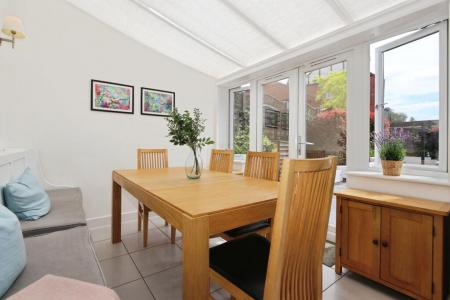 4 bedroom Detached house for sale in Philip Bent Road, Ashby-De-La-Zouch, LE65