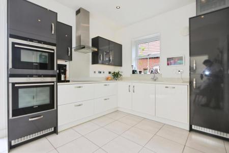 4 bedroom Detached house for sale in Philip Bent Road, Ashby-De-La-Zouch, LE65