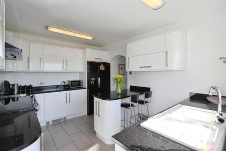 3 bedroom Detached house for sale in Leicester Road, New Packington, LE65