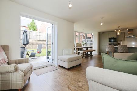 4 bedroom Detached house for sale in School Lane, Ashby-De-La-Zouch, LE65