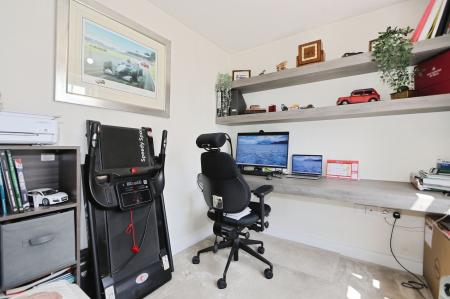 4 bedroom Detached house for sale in School Lane, Ashby-De-La-Zouch, LE65