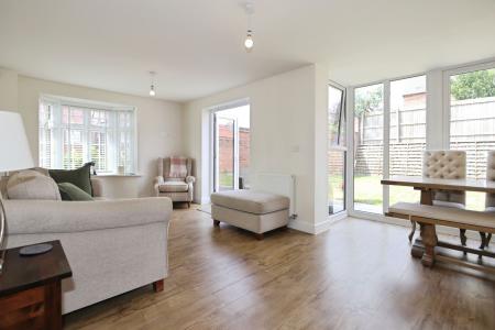 4 bedroom Detached house for sale in School Lane, Ashby-De-La-Zouch, LE65