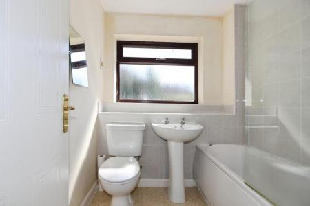 2 bedroom Terraced House for sale in Eton Close, Ashby-De-La-Zouch, LE65