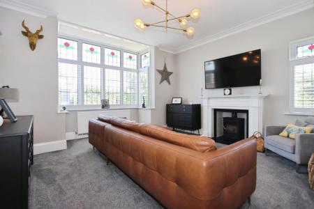 5 bedroom Detached house for sale in Station Road, Melbourne, DE73