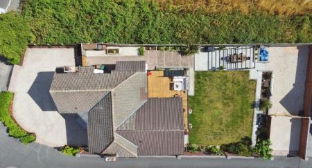 5 bedroom Detached house for sale in Station Road, Melbourne, DE73