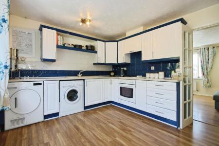 3 bedroom Semi-detached house for sale in Bluebell Close, Donisthorpe, DE12