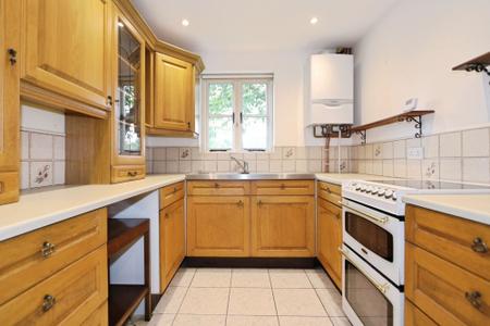 2 bedroom Semi-detached bungalow for sale in Hayes Farm Court, Ticknall, DE73