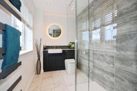 4 bedroom Detached house for sale in Oundle Close, Ashby-De-La-Zouch, LE65
