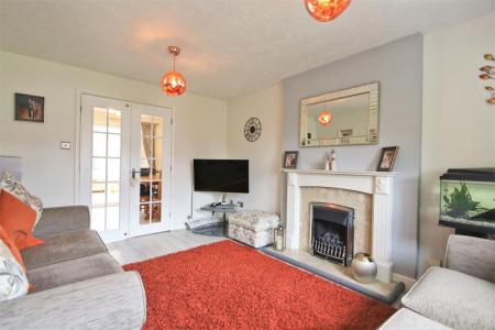 4 bedroom Detached house for sale in Oundle Close, Ashby-De-La-Zouch, LE65