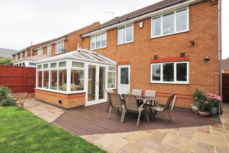 4 bedroom Detached house for sale in Oundle Close, Ashby-De-La-Zouch, LE65