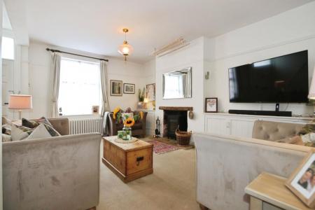 2 bedroom End of terrace house for sale in Wood Street, Ashby-De-La-Zouch, LE65