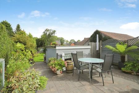 4 bedroom Semi-detached house for sale in Smisby Road, Ashby-De-La-Zouch, LE65