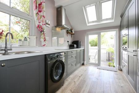 4 bedroom Semi-detached house for sale in Smisby Road, Ashby-De-La-Zouch, LE65