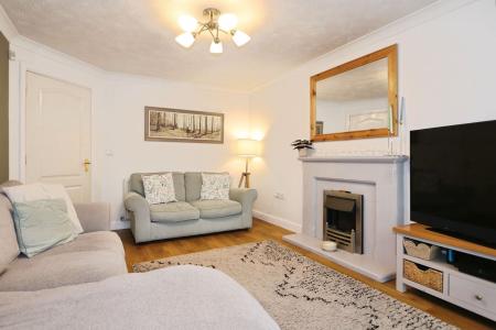 4 bedroom Detached house for sale in Brick Kiln Croft, Measham, DE12