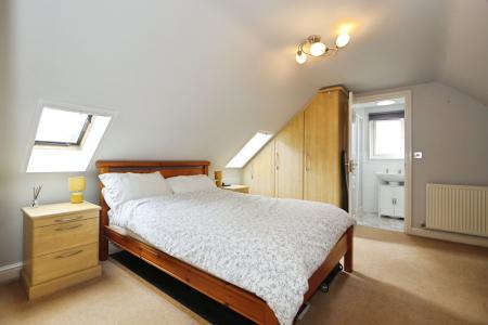 4 bedroom Detached house for sale in Brick Kiln Croft, Measham, DE12
