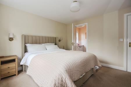 4 bedroom Detached house for sale in Brick Kiln Croft, Measham, DE12