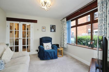 2 bedroom Semi-detached house for sale in Ashby Road, Donisthorpe, DE12