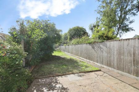 2 bedroom Terraced House for sale in Avenue Road, Ashby-De-La-Zouch, LE65