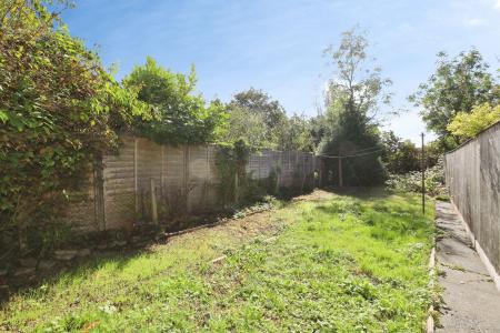 2 bedroom Terraced House for sale in Avenue Road, Ashby-De-La-Zouch, LE65