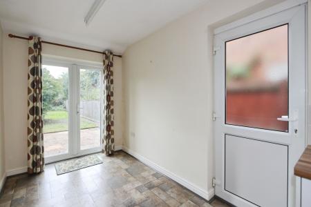 2 bedroom Terraced House for sale in Avenue Road, Ashby-De-La-Zouch, LE65