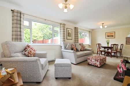 2 bedroom Detached bungalow for sale in Fenton Avenue, Blackfordby, DE11