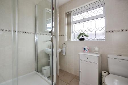 2 bedroom Detached bungalow for sale in Fenton Avenue, Blackfordby, DE11