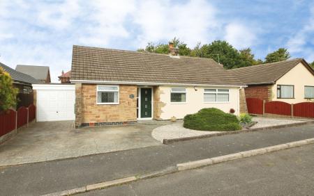 Fenton Avenue, Blackfordby, DE11