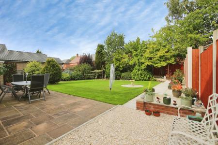 2 bedroom Detached bungalow for sale in Fenton Avenue, Blackfordby, DE11