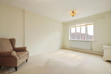 2 bedroom Maisonette for sale in Western Close, Ashby-De-La-Zouch, LE65