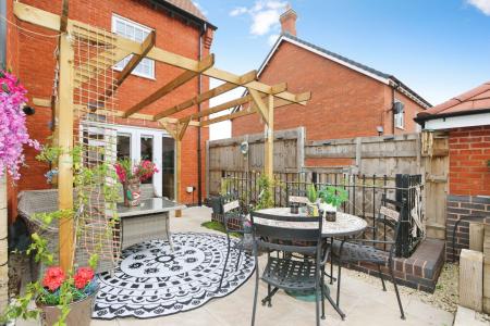 5 bedroom Detached house for sale in School Lane, Ashby-De-La-Zouch, LE65