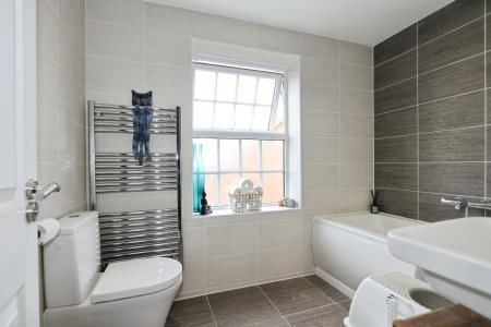 5 bedroom Detached house for sale in School Lane, Ashby-De-La-Zouch, LE65