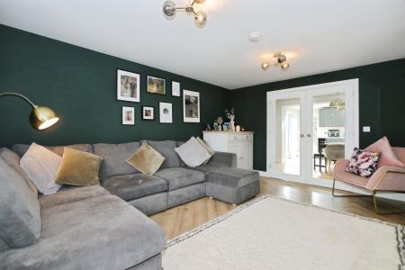 3 bedroom Semi-detached house for sale in Malvern Crescent, Ashby-De-La-Zouch, LE65