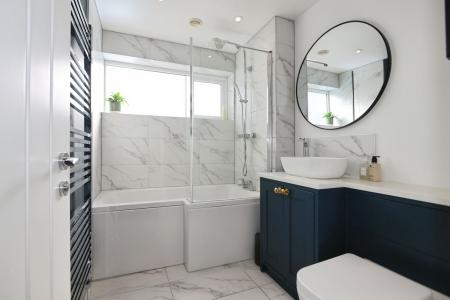 3 bedroom Semi-detached house for sale in Malvern Crescent, Ashby-De-La-Zouch, LE65
