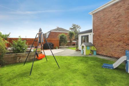 3 bedroom Semi-detached house for sale in Malvern Crescent, Ashby-De-La-Zouch, LE65