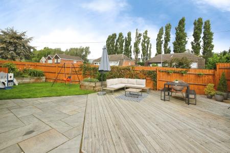 3 bedroom Semi-detached house for sale in Malvern Crescent, Ashby-De-La-Zouch, LE65
