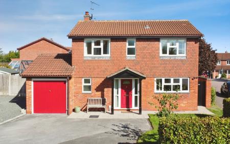 Oaklands Way, Melbourne, DE73