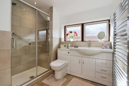 4 bedroom Detached house for sale in Winchester Way, Ashby-De-La-Zouch, LE65