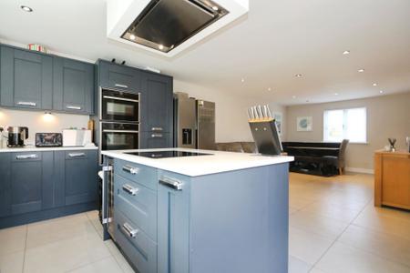3 bedroom Semi-detached house for sale in Iris Close, Appleby Magna, DE12