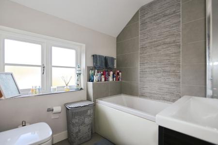 3 bedroom Semi-detached house for sale in Iris Close, Appleby Magna, DE12