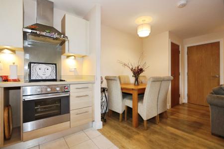 2 bedroom Flat for sale in Station Road, Ashby-De-La-Zouch, LE65