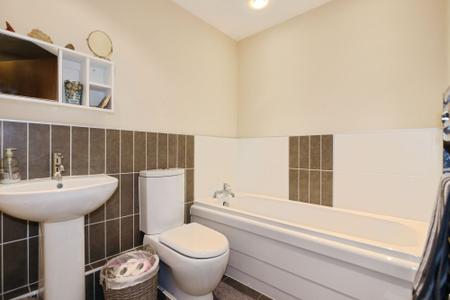 2 bedroom Flat for sale in Station Road, Ashby-De-La-Zouch, LE65