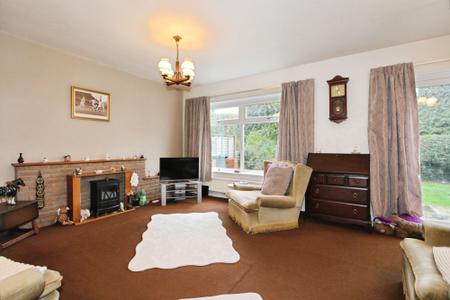 3 bedroom Detached house for sale in Manor Drive, Netherseal, DE12