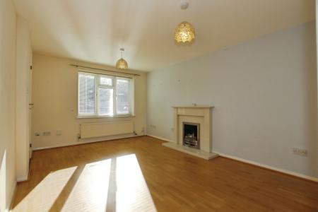 3 bedroom Semi-detached house for sale in Hackett Close, Ashby-De-La-Zouch, LE65